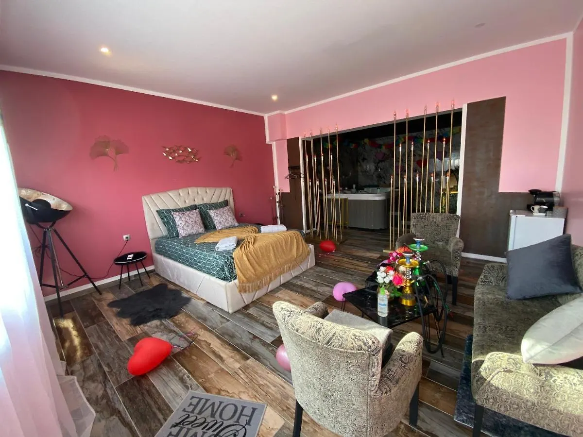 Bed and Breakfast Cosmic Jacuzzi à Arles France